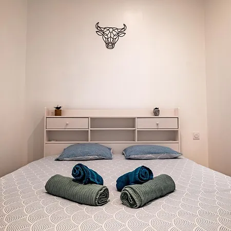 Les Du Castillet Apartment Perpignan