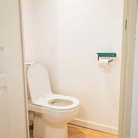 Les Du Castillet Apartment